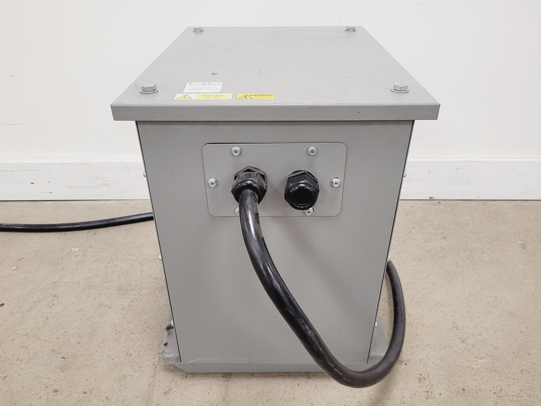 Image of Rigaku ZSX Primus WD-XRF System w/ Industrial Chiller, PC & Accessories