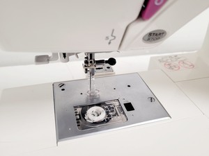 Thumbnail image of Janome Memory Craft 350 Sewing/Embroidery Machine 