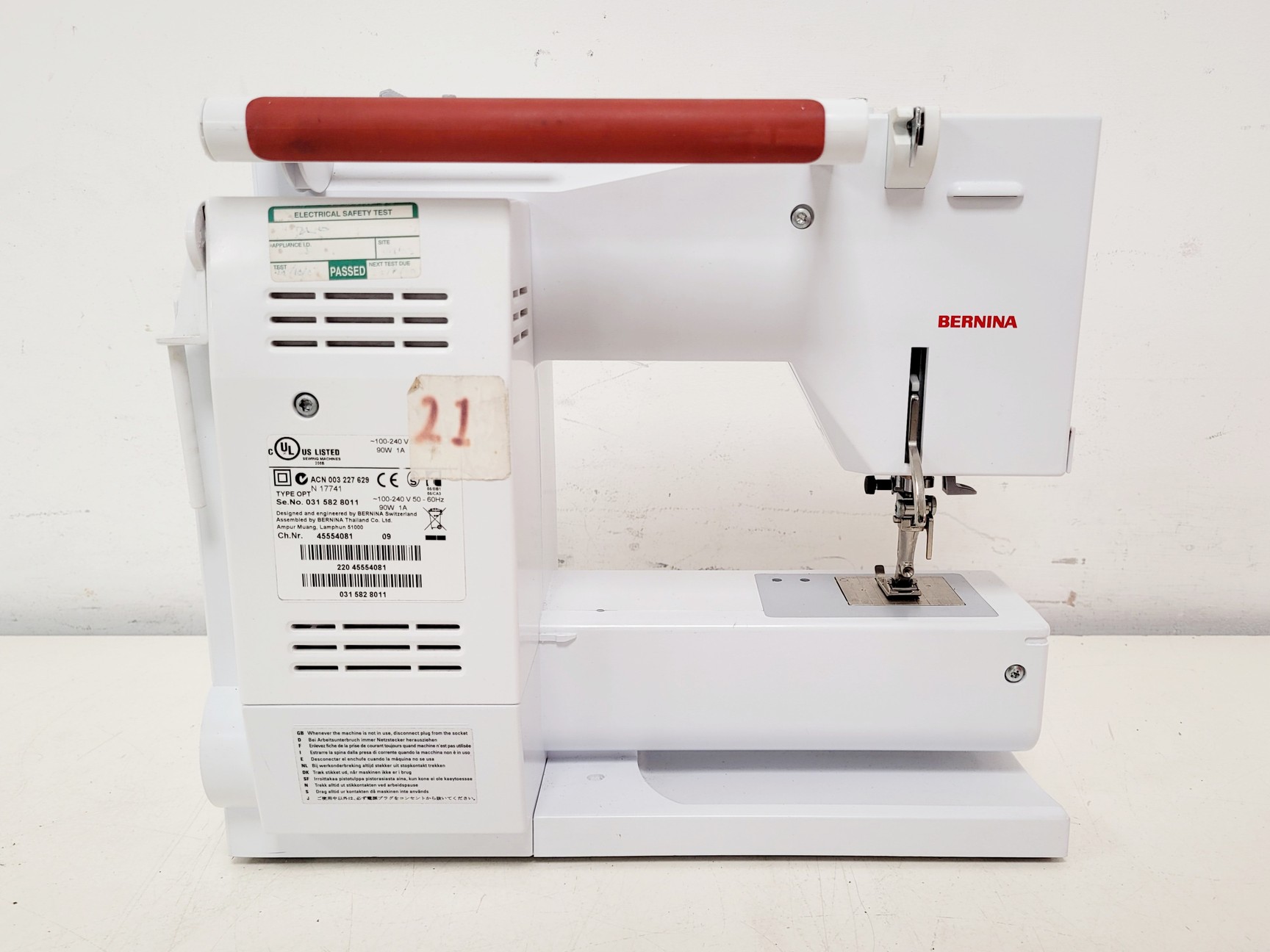 Image of Bernina Activa 230 Patchwork Edition Sewing Machine w/ Carry Bag & Accessories