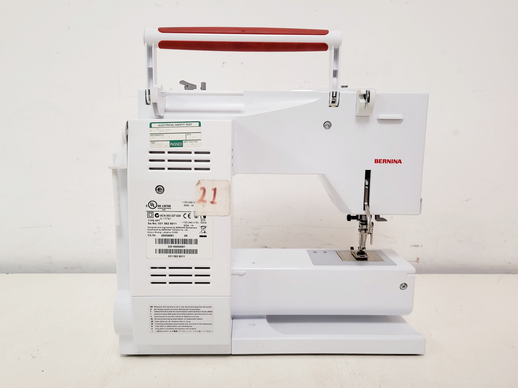Image of Bernina Activa 230 Patchwork Edition Sewing Machine w/ Carry Bag & Accessories