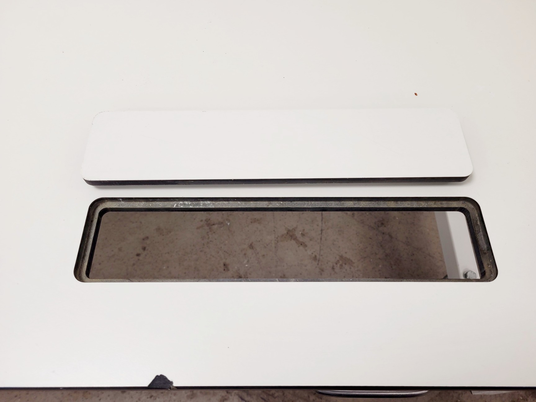 Image of Trespa Table/Laboratory Bench