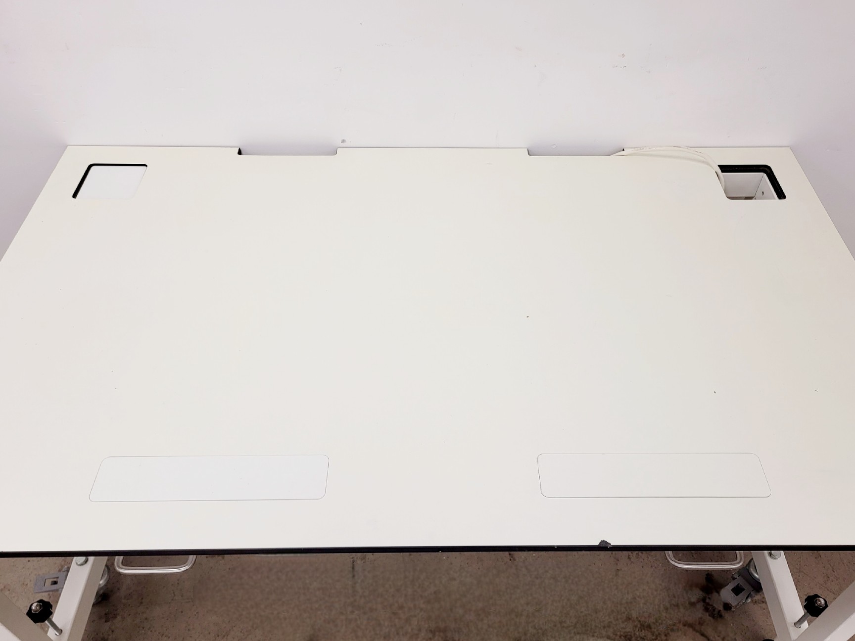 Image of Trespa Table/Laboratory Bench