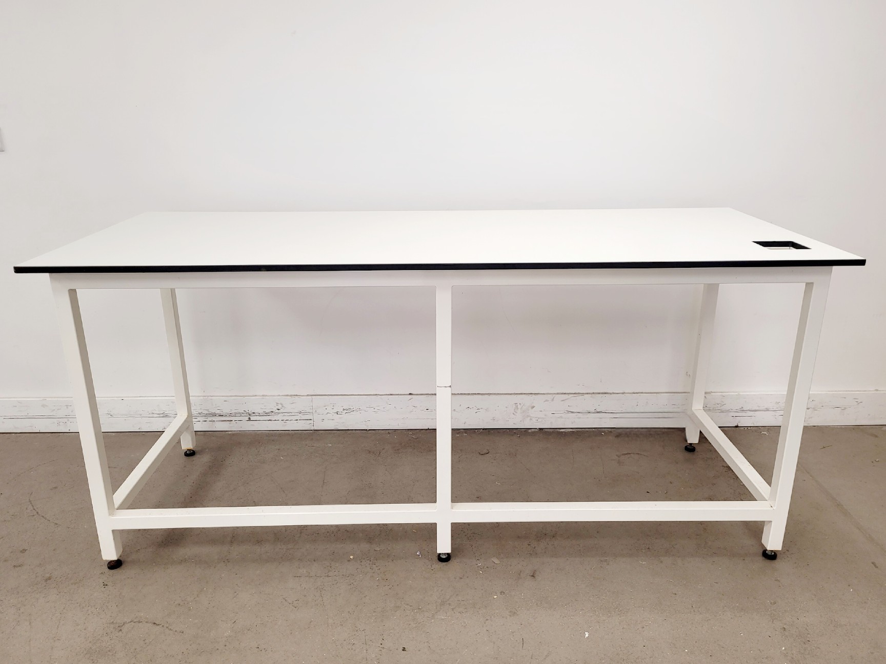 Image of Trespa Table/Laboratory Bench