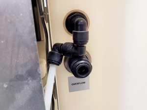 Thumbnail image of Purite HP160 BP/IT L300255 Water Purification System w/ Accessories Lab