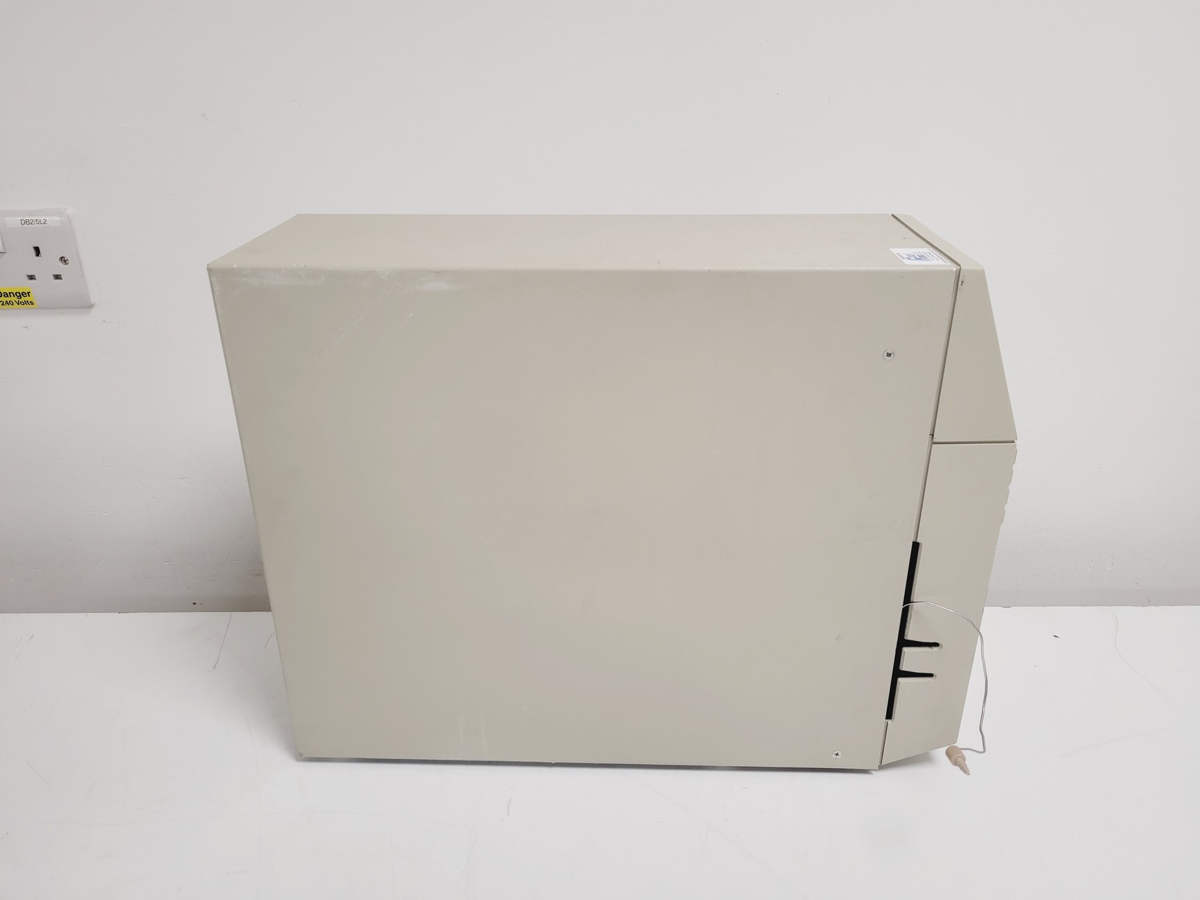 Image of Thermo Separation HPLC System, UV1000, AS3000, P4000, SCM1000 w/ Zoostorm PC