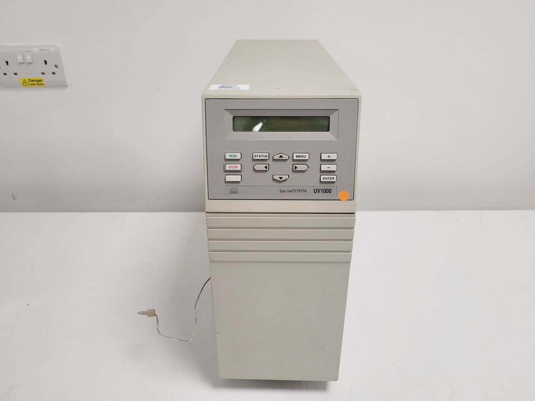 Image of Thermo Separation HPLC System, UV1000, AS3000, P4000, SCM1000 w/ Zoostorm PC