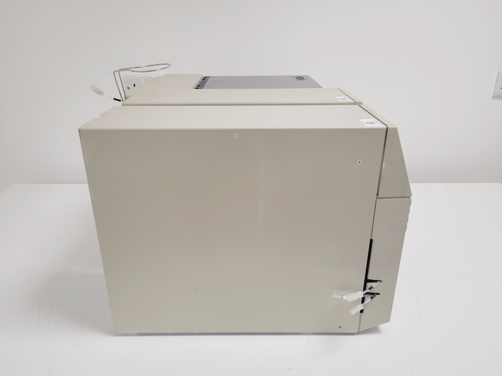 Image of Thermo Separation HPLC System, UV1000, AS3000, P4000, SCM1000 w/ Zoostorm PC