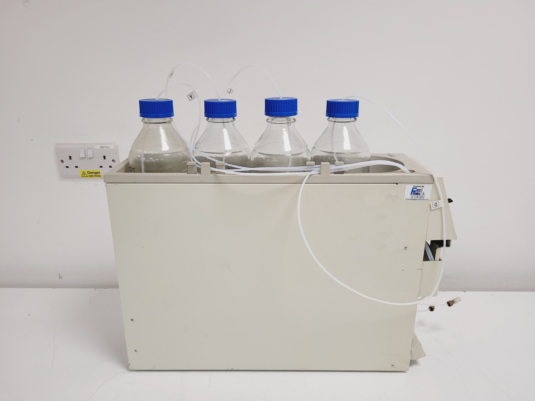 Image of Thermo Separation HPLC System, UV1000, AS3000, P4000, SCM1000 w/ Zoostorm PC