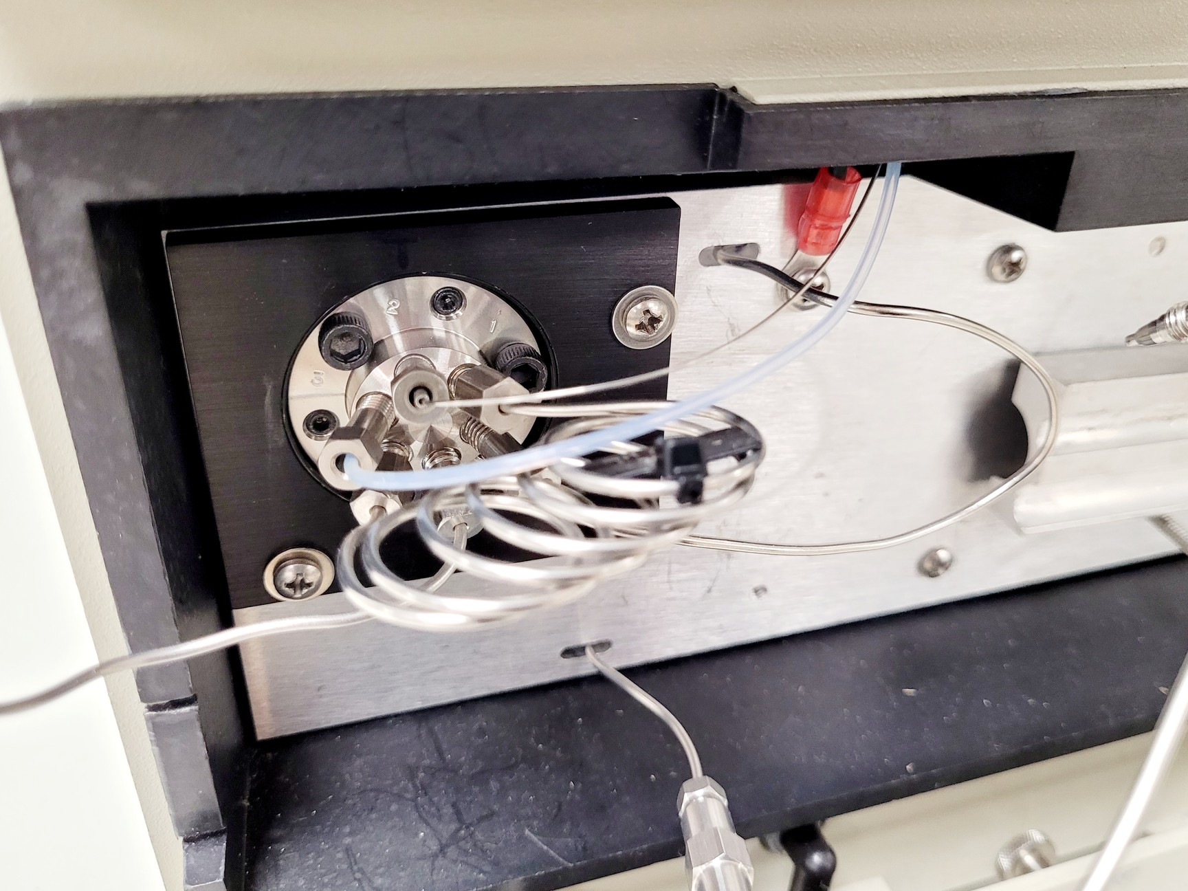 Image of Thermo Separation HPLC System, UV1000, AS3000, P4000, SCM1000 w/ Zoostorm PC