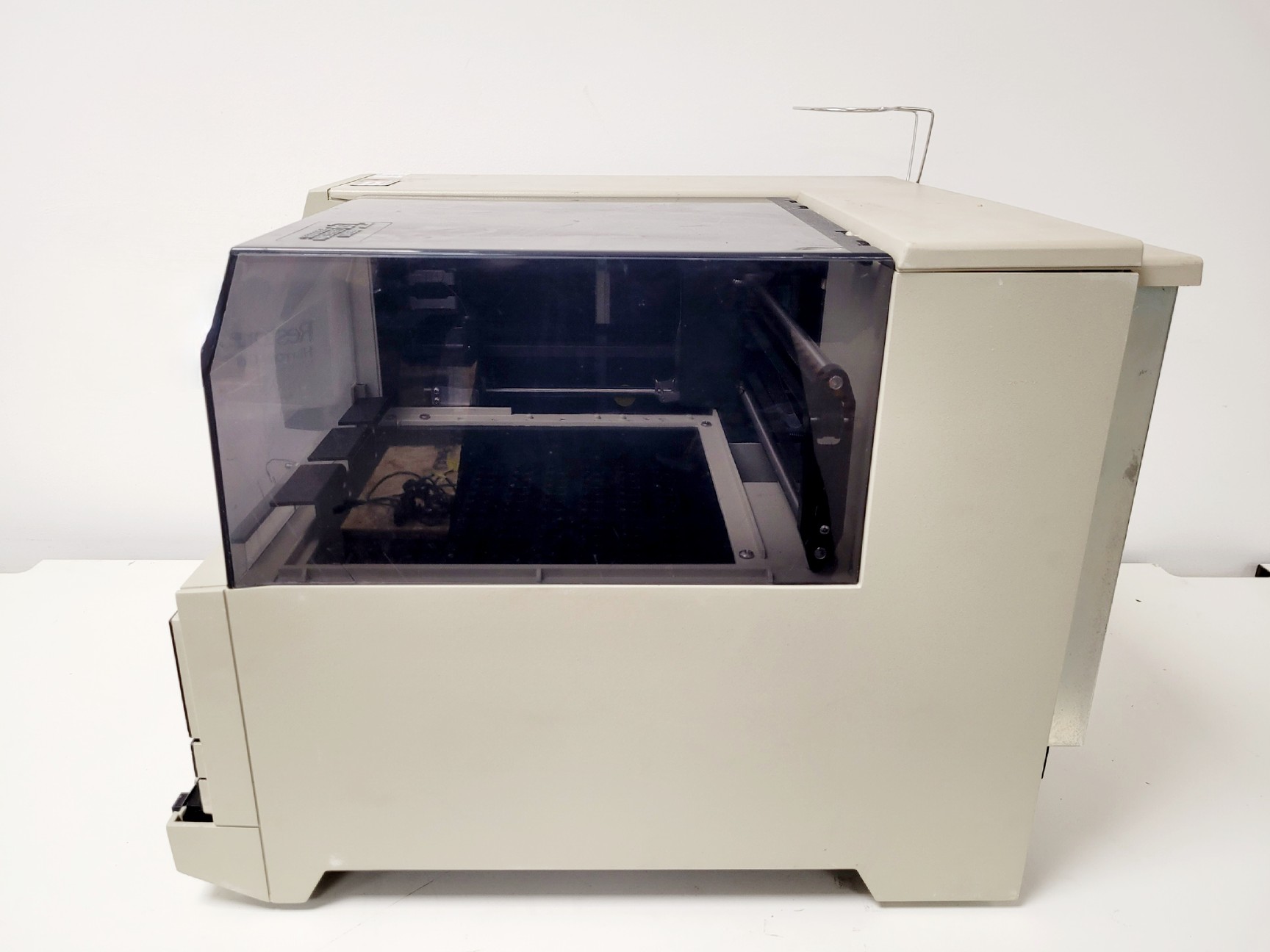 Image of Thermo Separation HPLC System, UV1000, AS3000, P4000, SCM1000 w/ Zoostorm PC