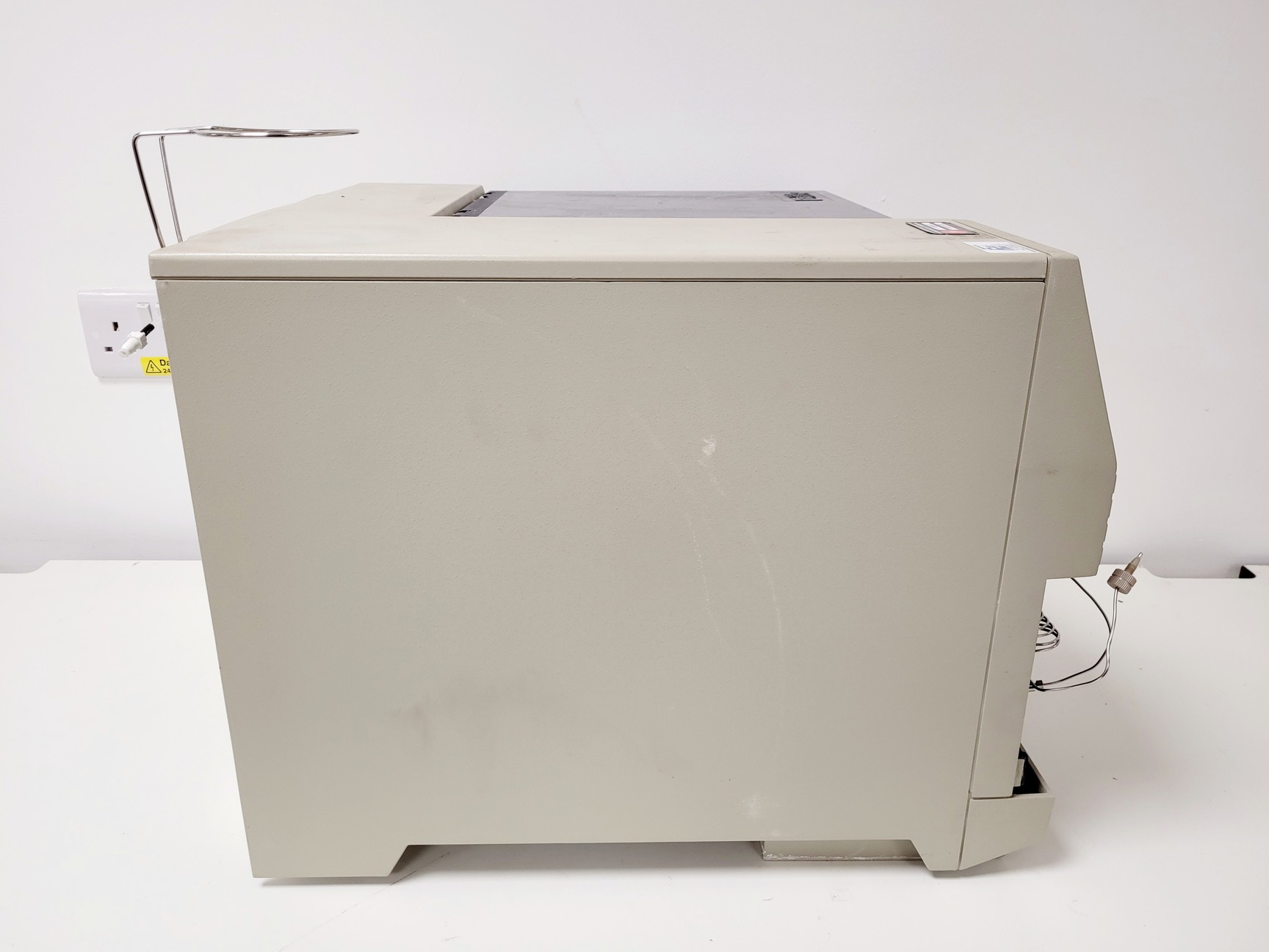 Image of Thermo Separation HPLC System, UV1000, AS3000, P4000, SCM1000 w/ Zoostorm PC