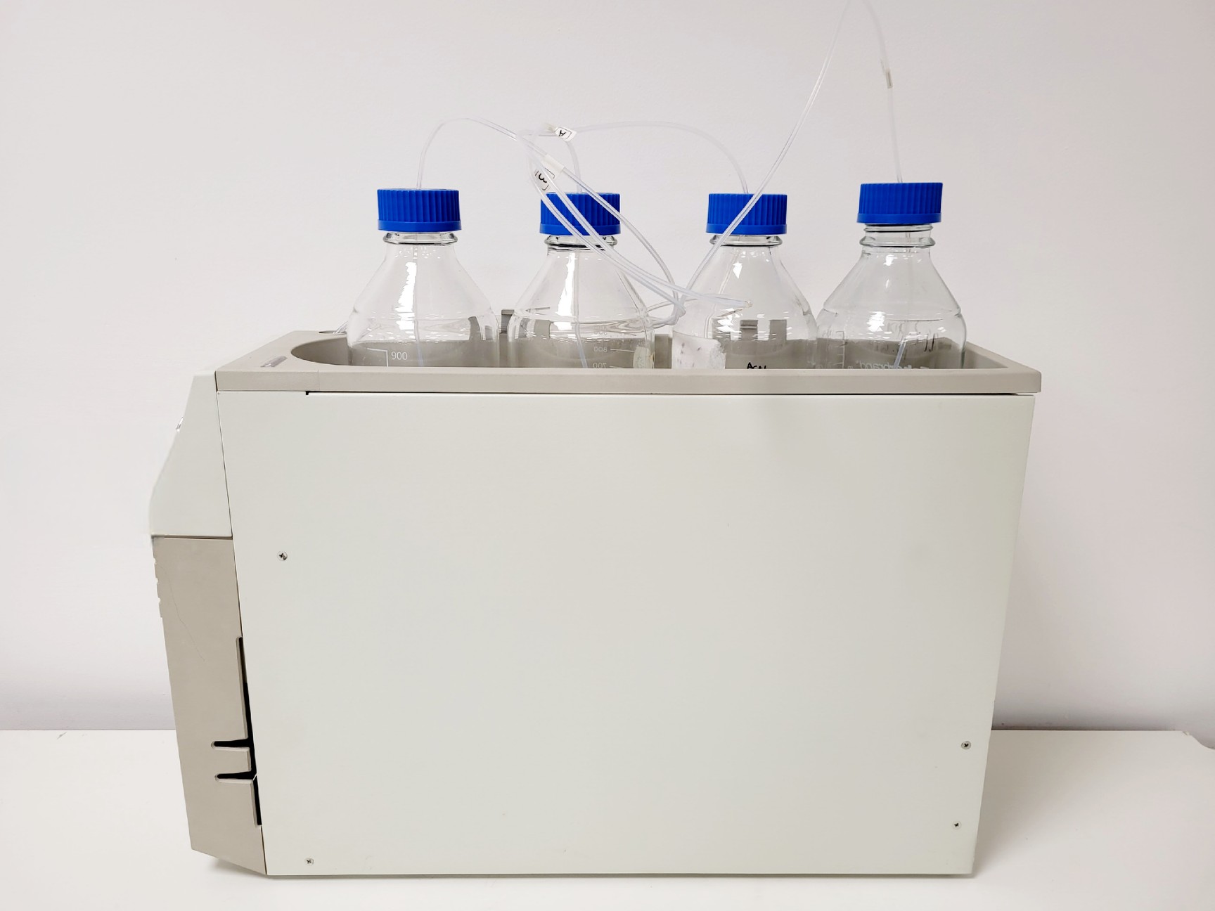 Image of Thermo Separation HPLC System, UV1000, AS3000, P4000, SCM1000 w/ Zoostorm PC