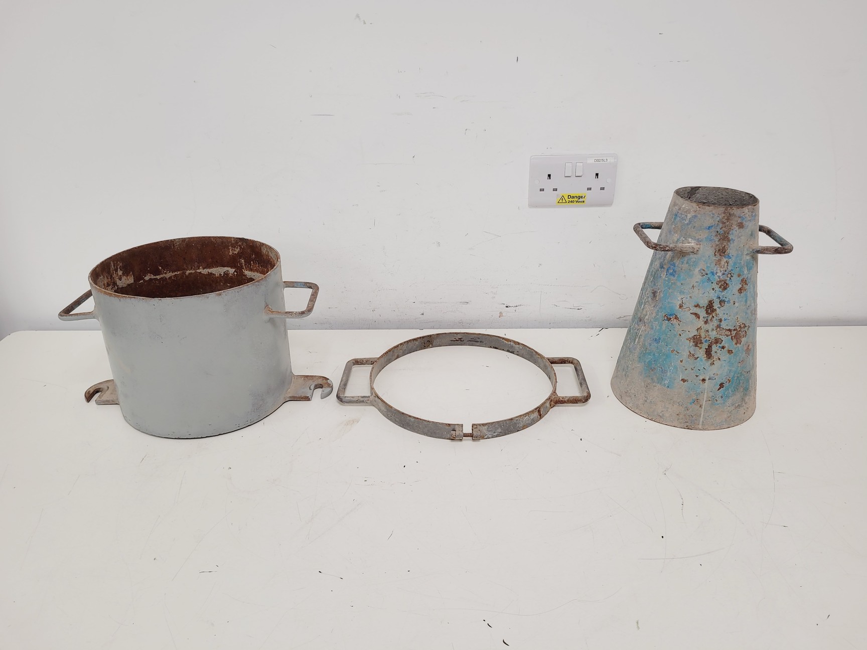 Image of Winget Vebe Consistometer Concrete Workability Testing Apparatus w/ Accessories