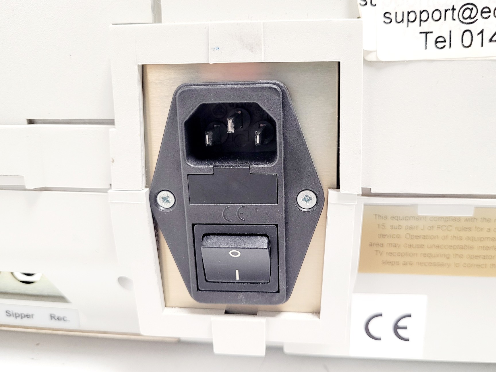 Image of Thermo Scientific Helios Omega UV-VIS Spectrophotometer Lab