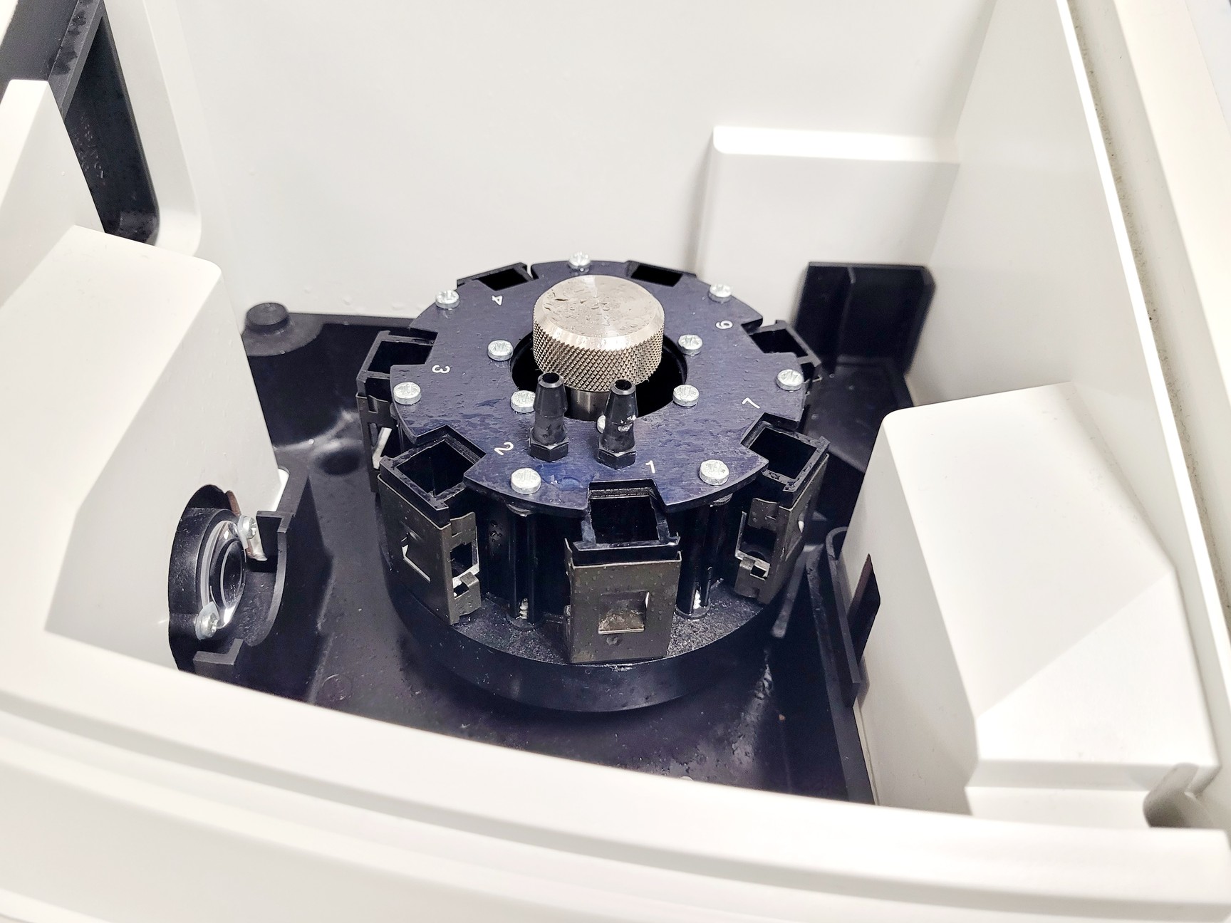 Thermo Scientific Helios Omega UV-VIS Spectrophotometer Lab