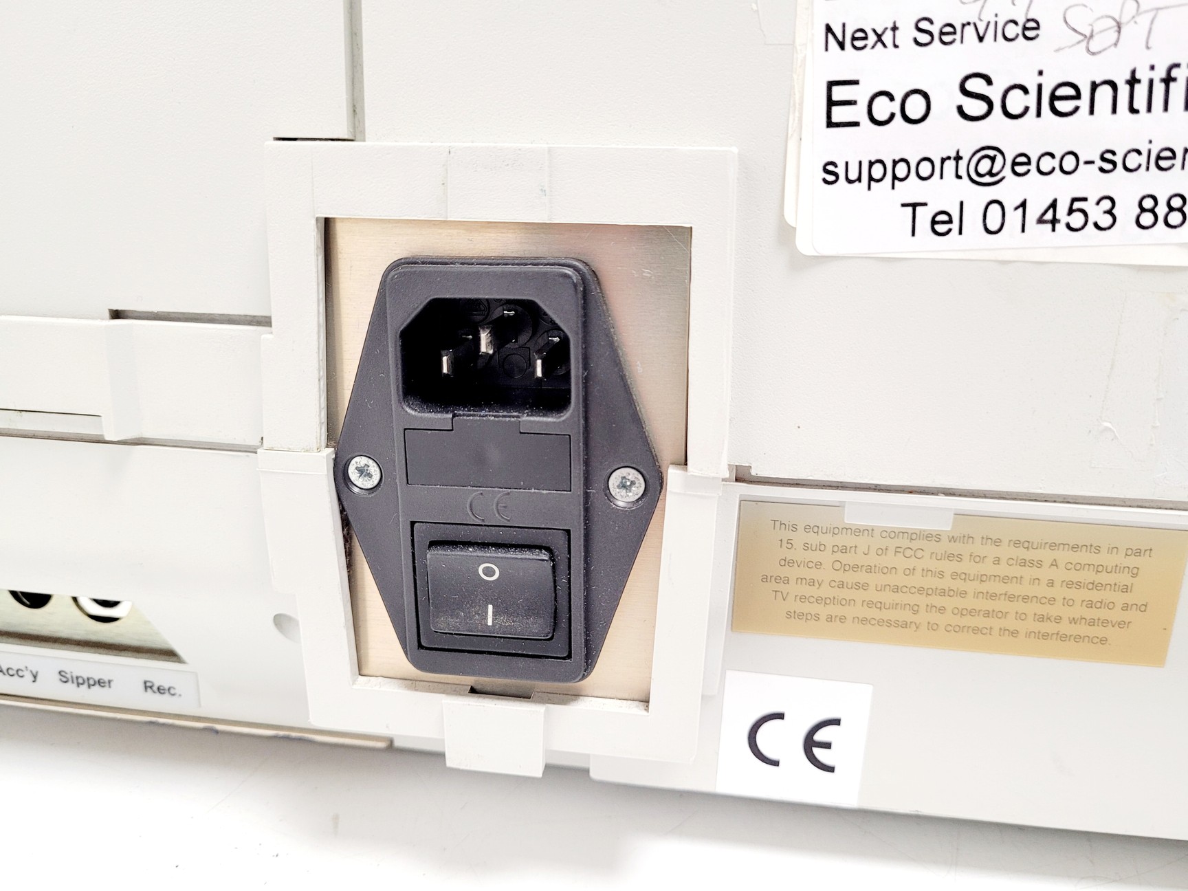 Image of Thermo Scientific Helios Omega UV-VIS Spectrophotometer Lab