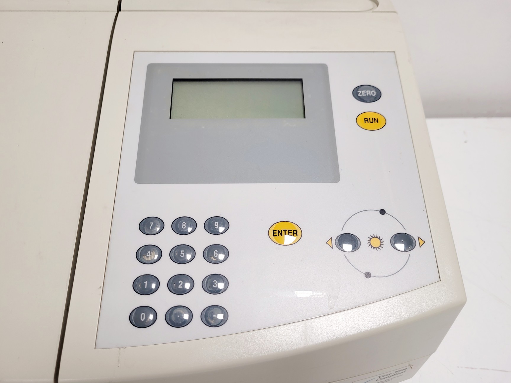 Image of Unicam Helios Gamma UV-VIS Spectrophotometer Lab