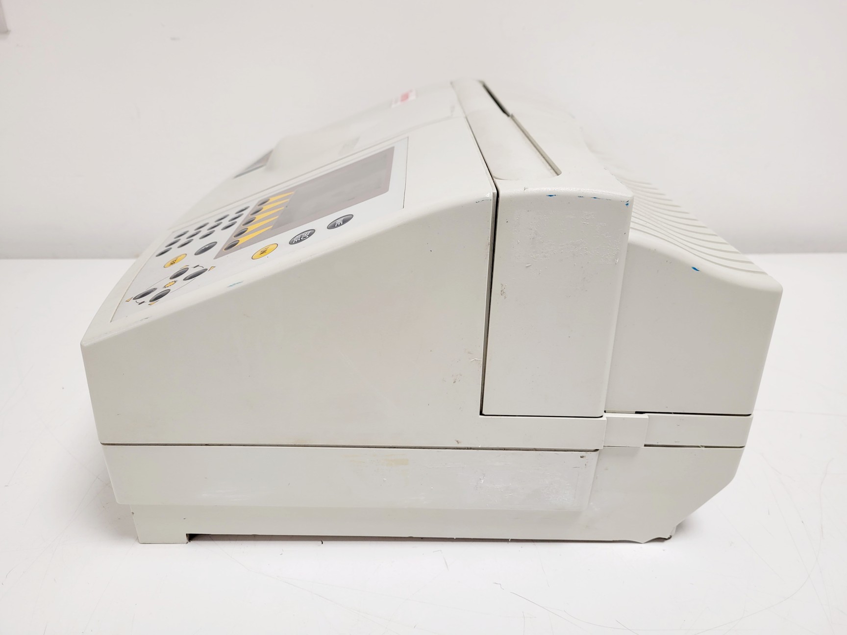 Image of Thermo Electron Corporation Helios Gamma UV-VIS Spectrophotometer