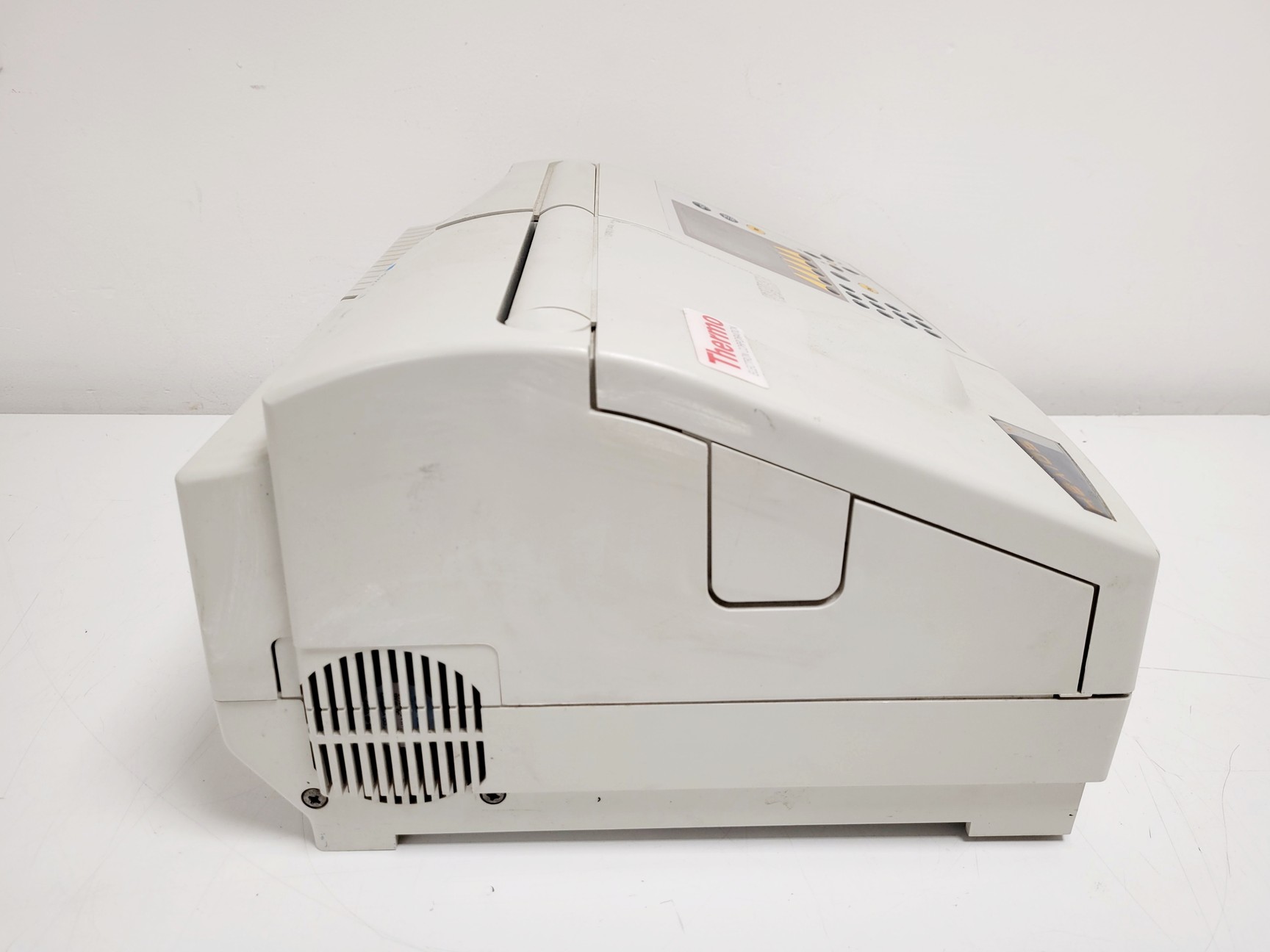 Image of Thermo Electron Corporation Helios Gamma UV-VIS Spectrophotometer
