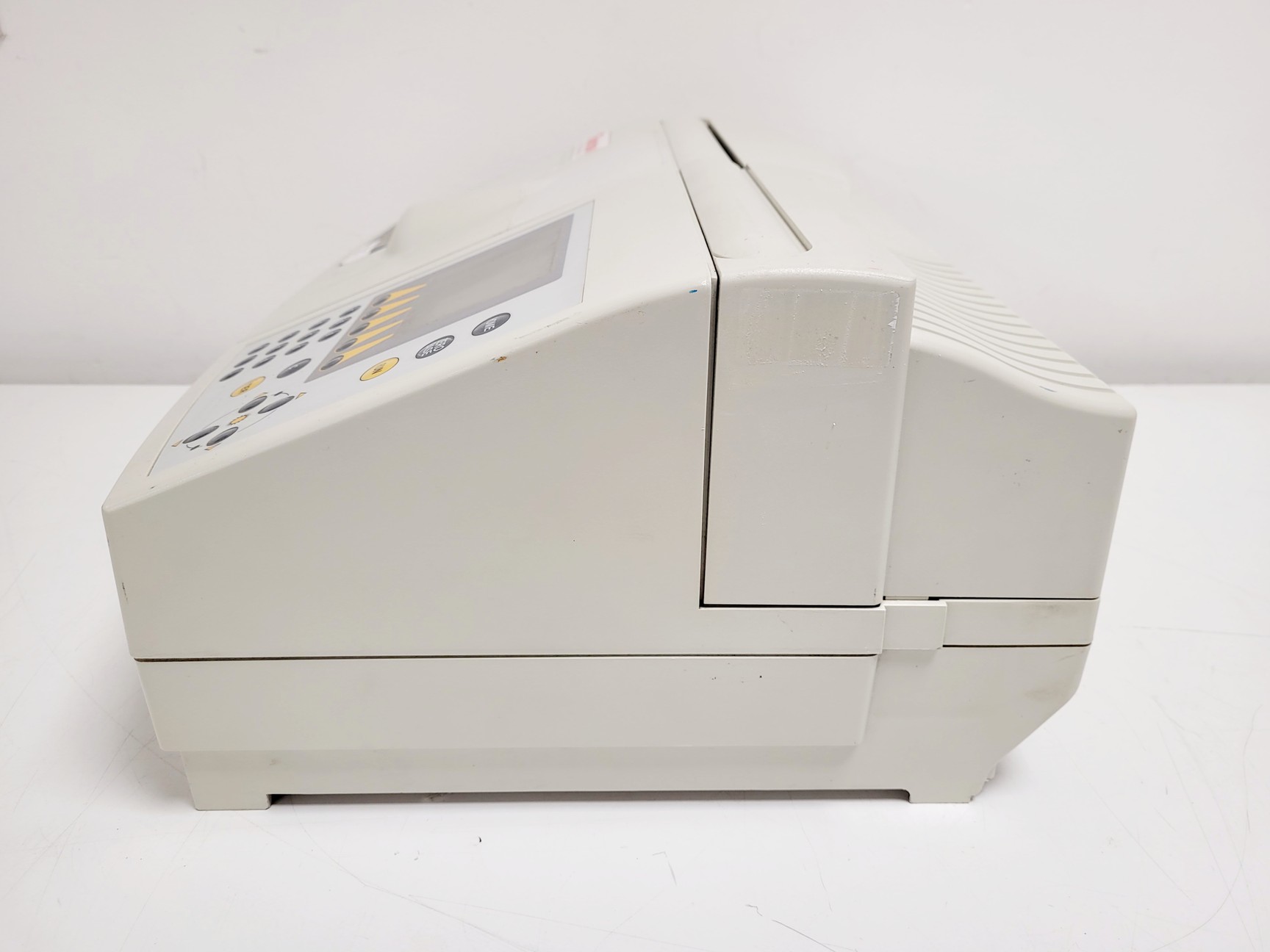 Image of Thermo Electron Corporation Helios Gamma UV-VIS Spectrophotometer