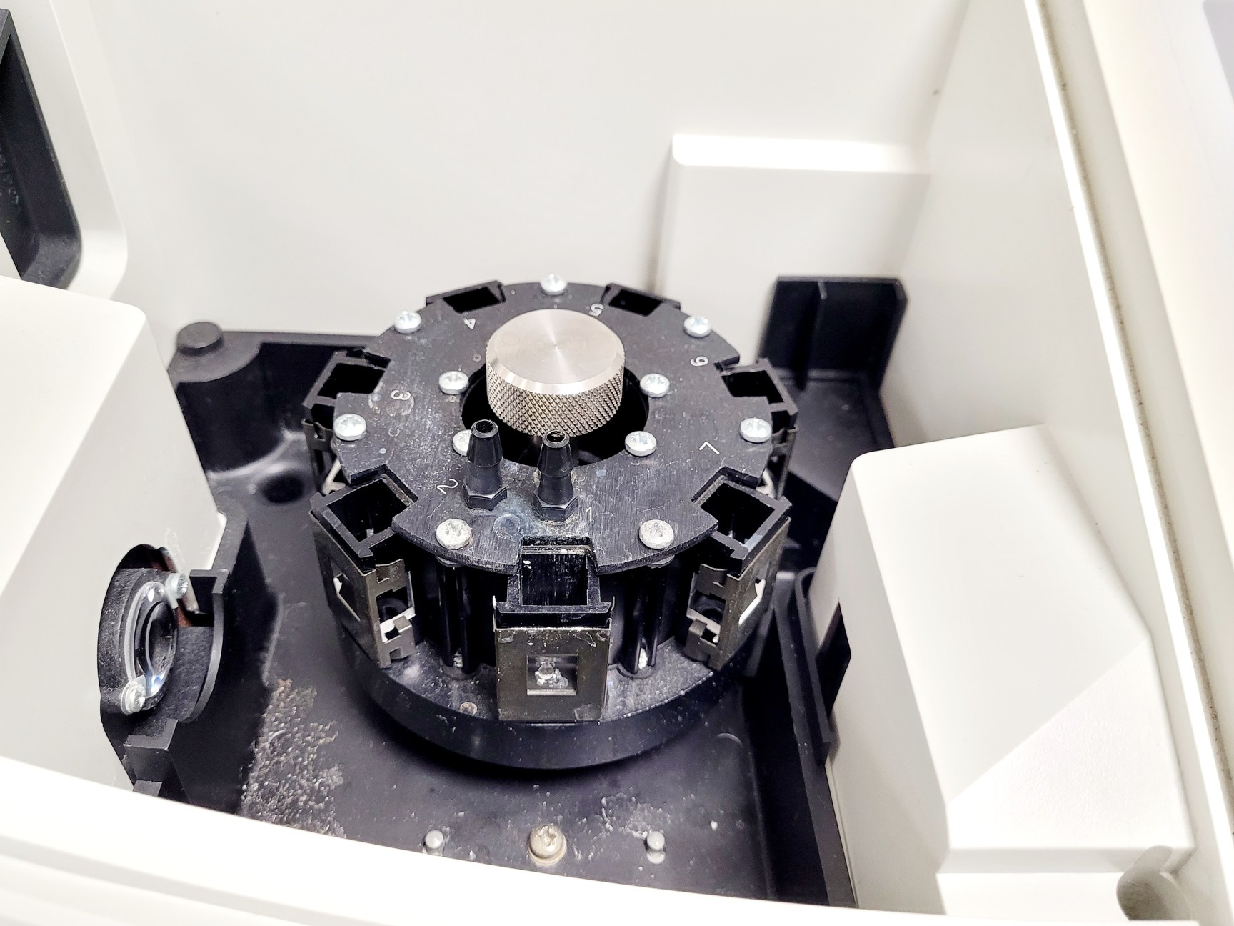 Image of Thermo Electron Corporation Helios Gamma UV-VIS Spectrophotometer