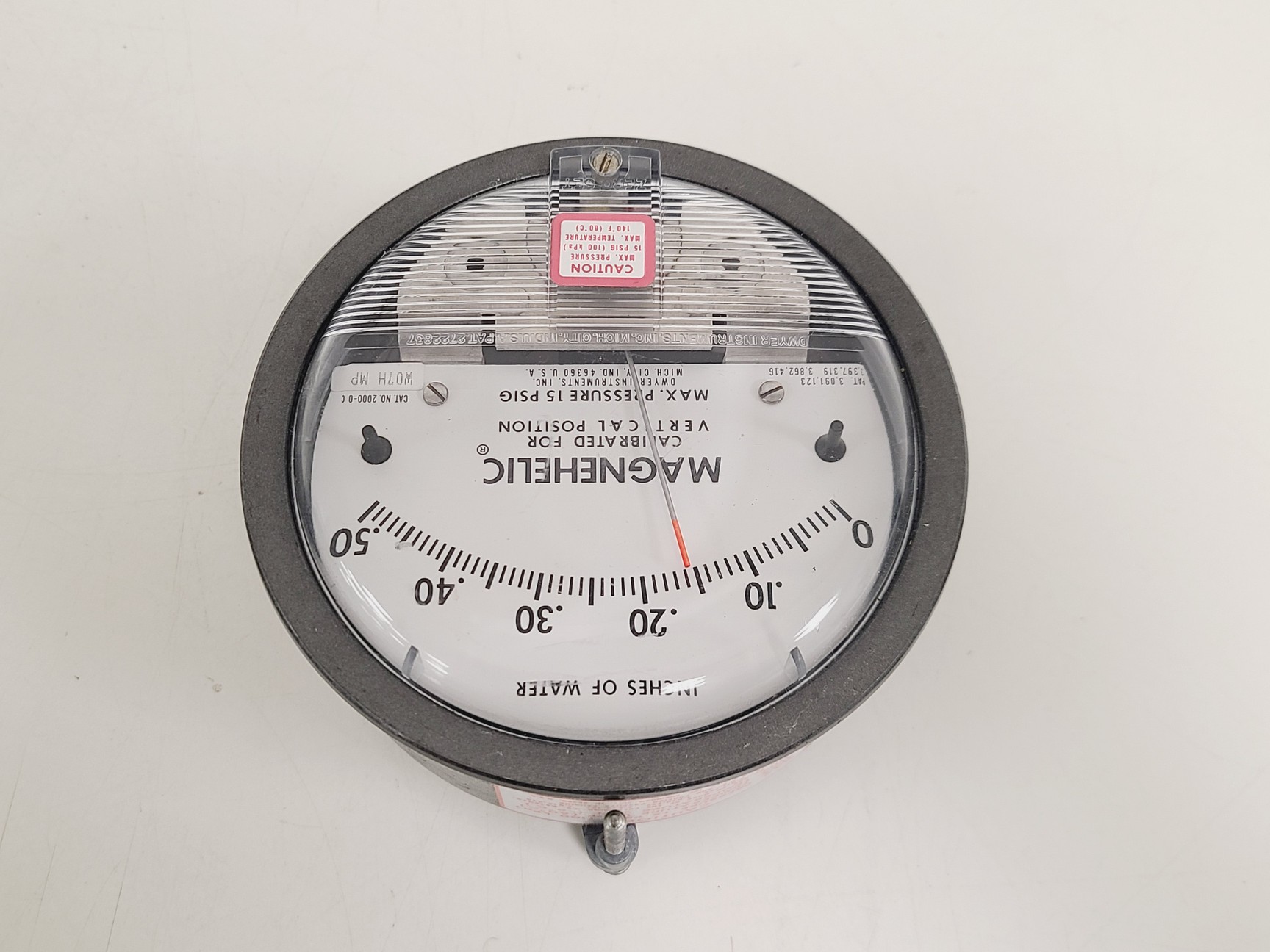 Image of Job Lot of 73 Magnehelic 2000 Series Differential Pressure Gauges 0 - 0.5" Range