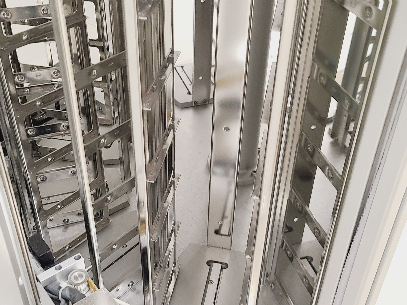 Image of Thermo Scientific Cytomat 24 Microplate Hotel Lab