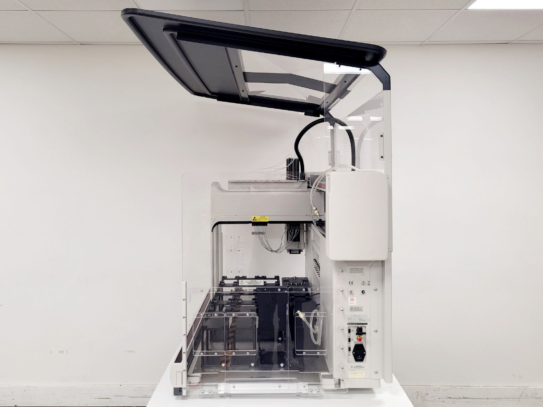 Image of Beckman Coulter Biomek FXP Automation Workstation System w/ Software Lab