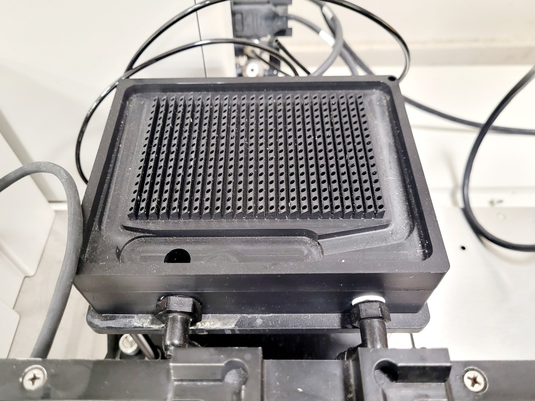 Image of Beckman Coulter Biomek FXP Automation Workstation System w/ PC & Software Lab