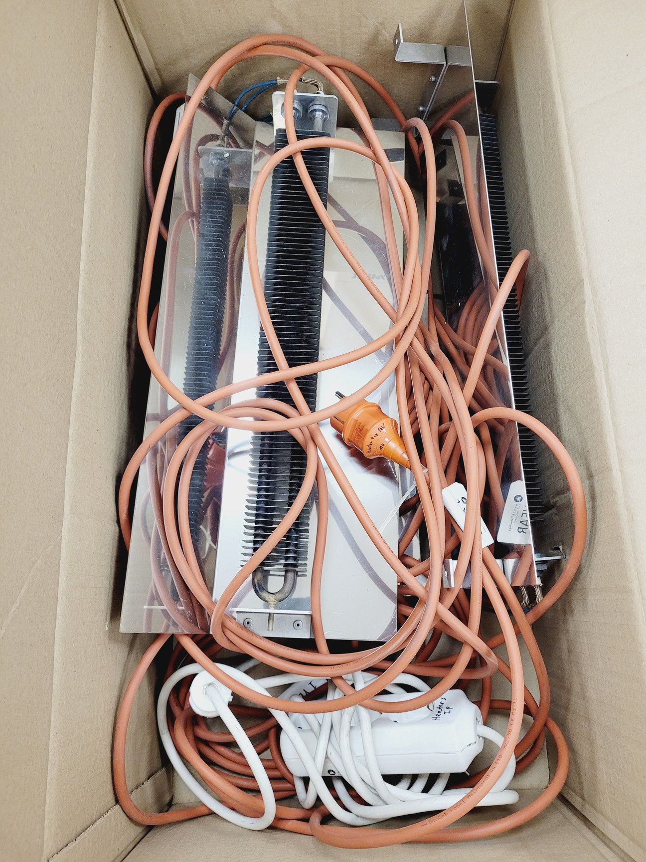 Image of MECA 2000 MBE System with Various Pumps, Controllers & Vacuum Equipment