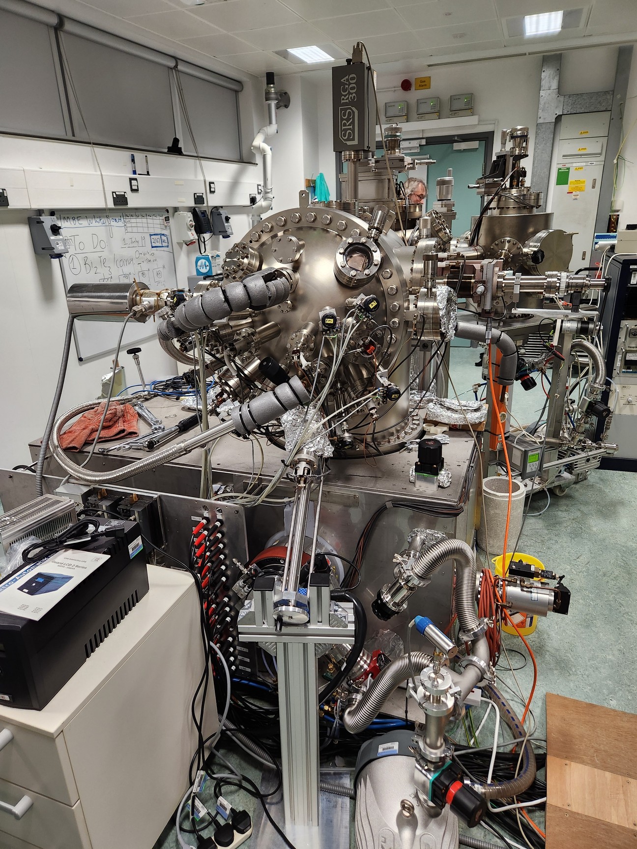 Image of MECA 2000 MBE System with Various Pumps, Controllers & Vacuum Equipment