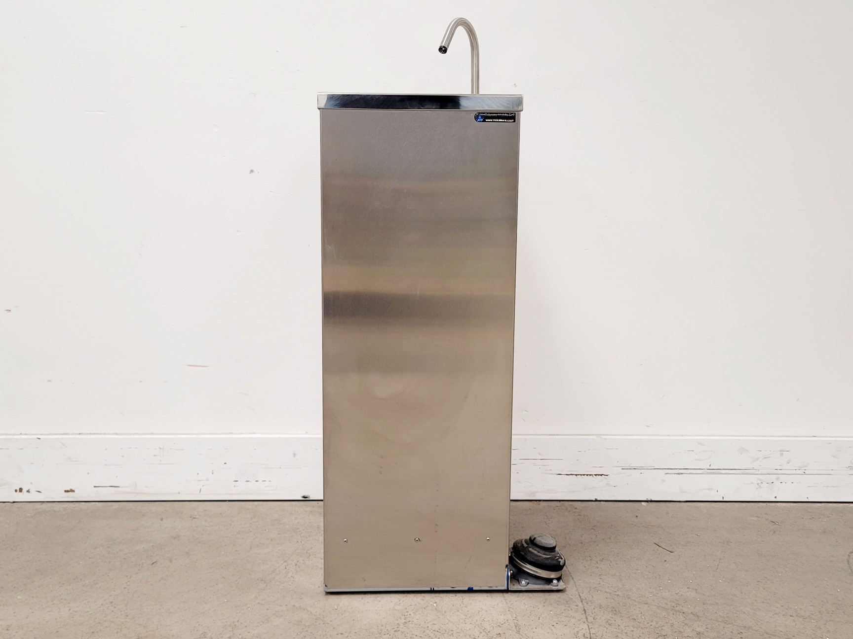 Image of The Mobile Sink Co. Odyssey Mobile Sink