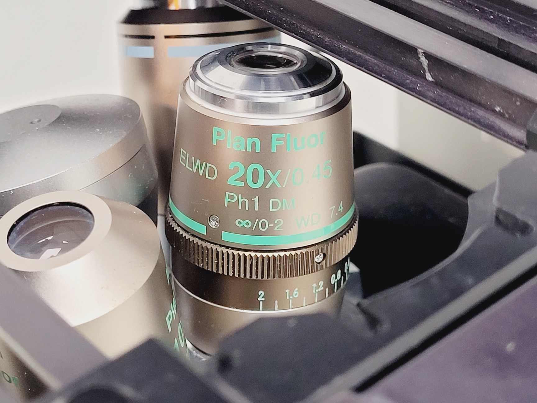 Image of Nikon TE2000E Inverted Microscope Cameras, Fluorescence & Vibration Isolation