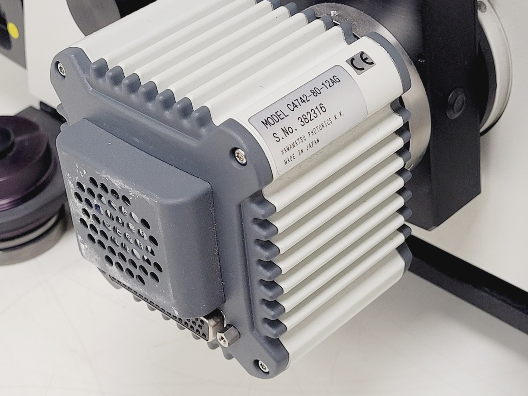 Image of Nikon TE2000E Inverted Microscope Cameras, Fluorescence & Vibration Isolation