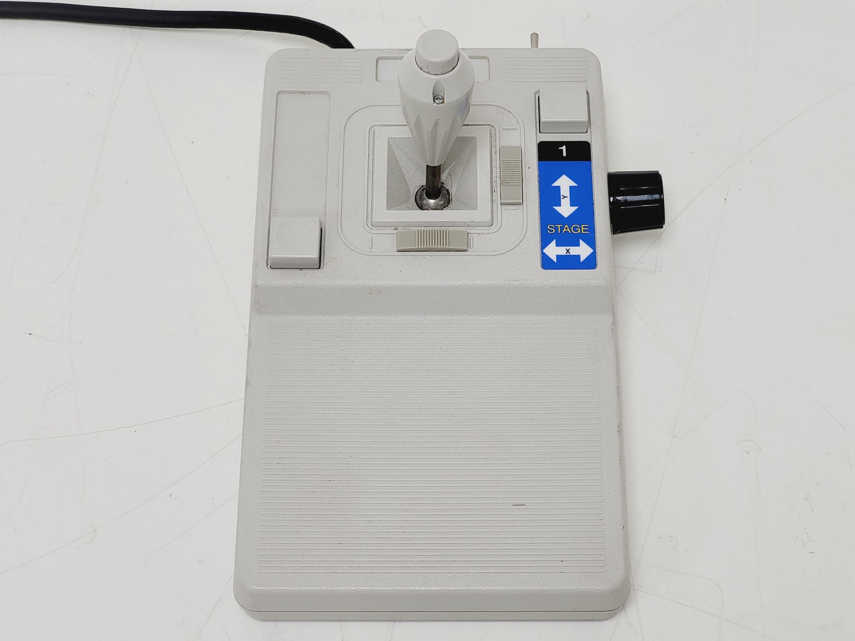 Image of Nikon TE2000E Inverted Microscope Cameras, Fluorescence & Vibration Isolation