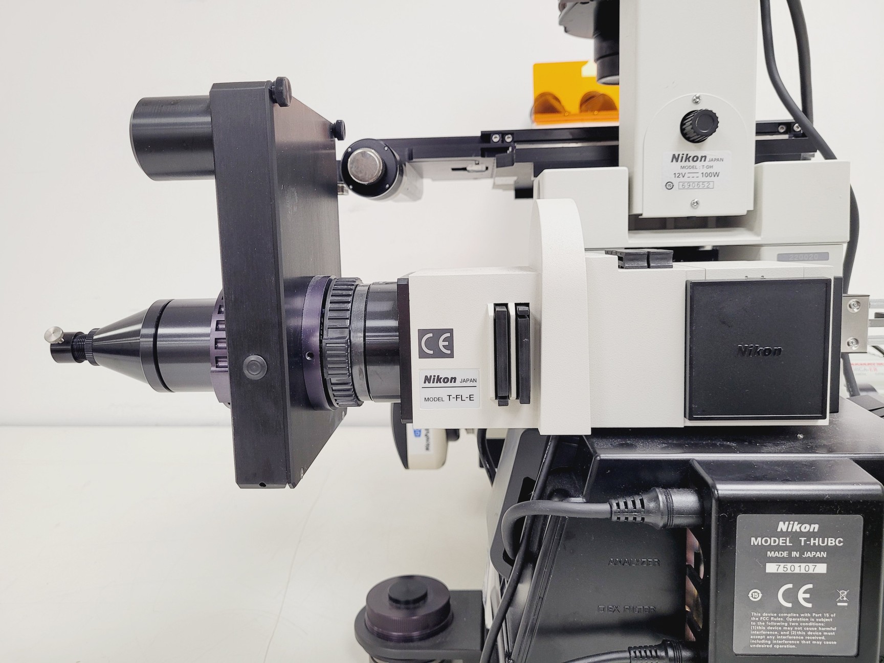 Image of Nikon TE2000E Inverted Microscope Cameras, Fluorescence & Vibration Isolation