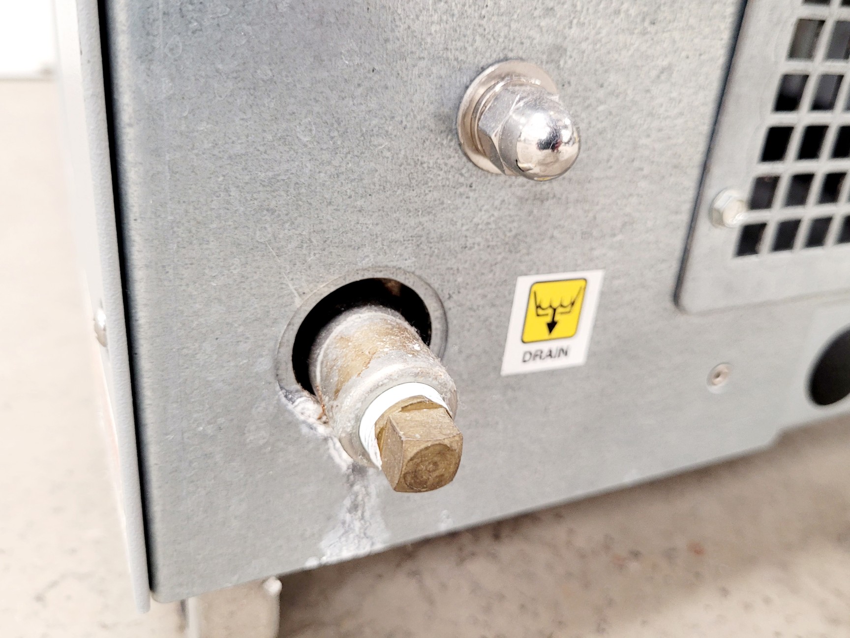 Image of Thermo Fisher Scientific Neslab ThermoFlex900 Recirculating Chiller