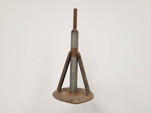 Thumbnail image of Instron L140 Hardness Testing Machine