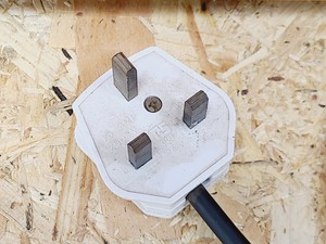 Thumbnail image of Instron L140 Hardness Testing Machine