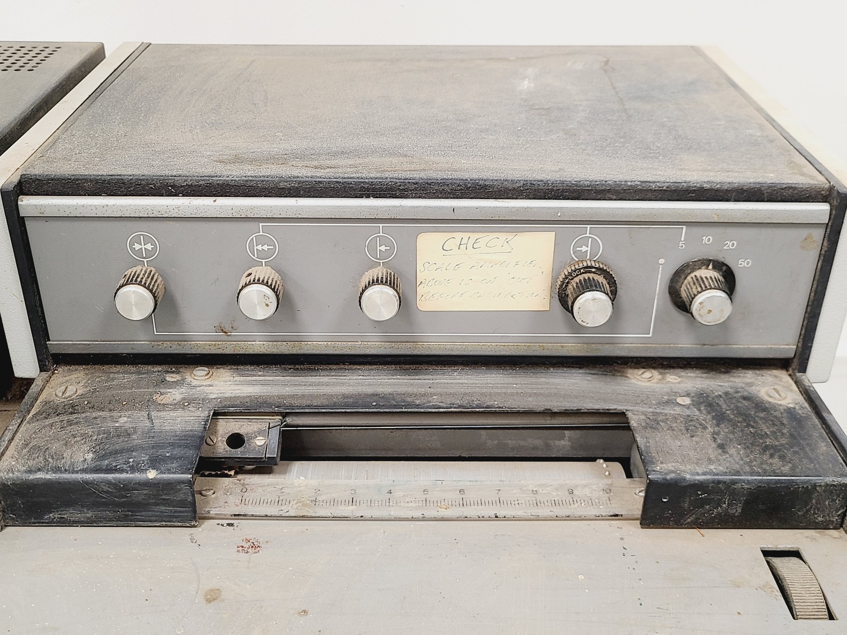 Image of Instron L140 Hardness Testing Machine