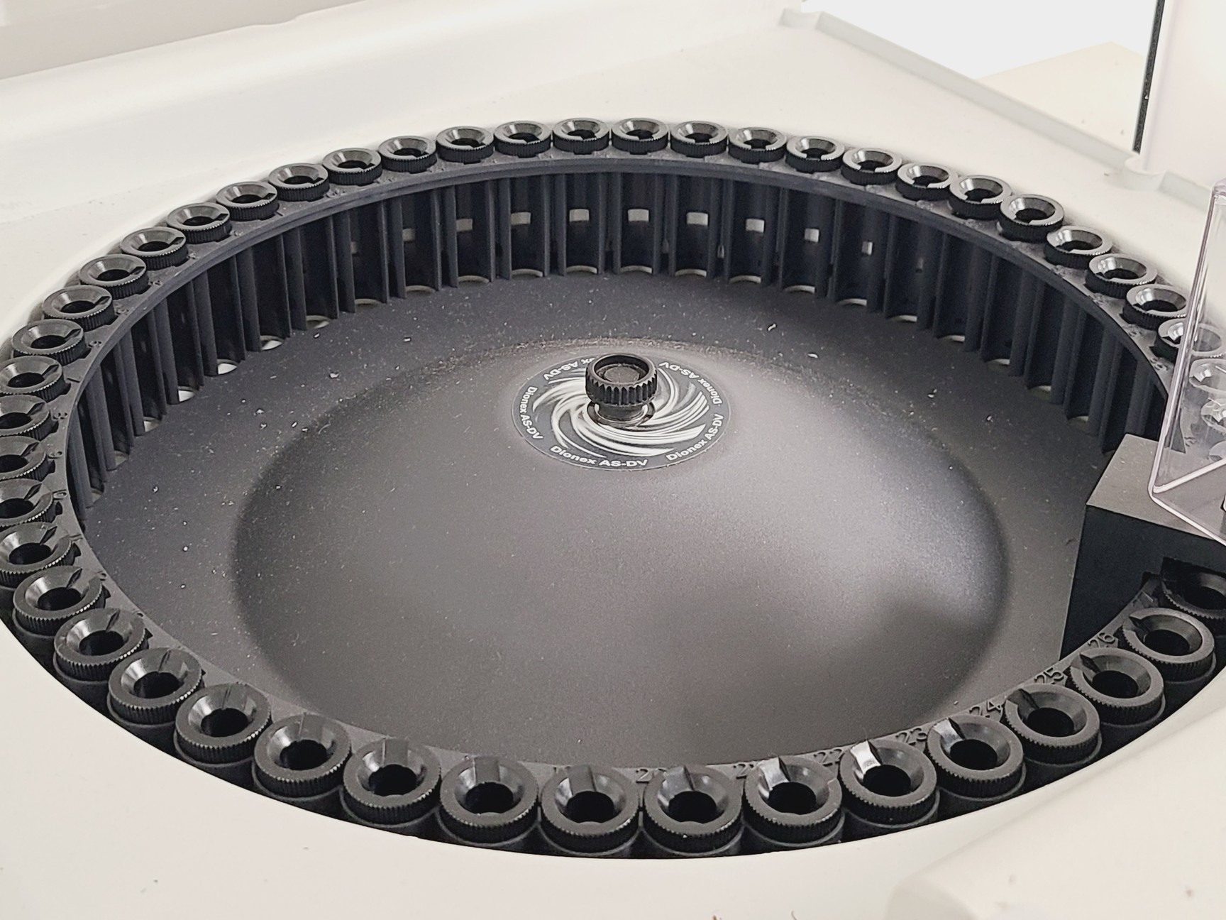 Image of Thermo Scientific Dionex ICS-5000+ Ion Chromatography System