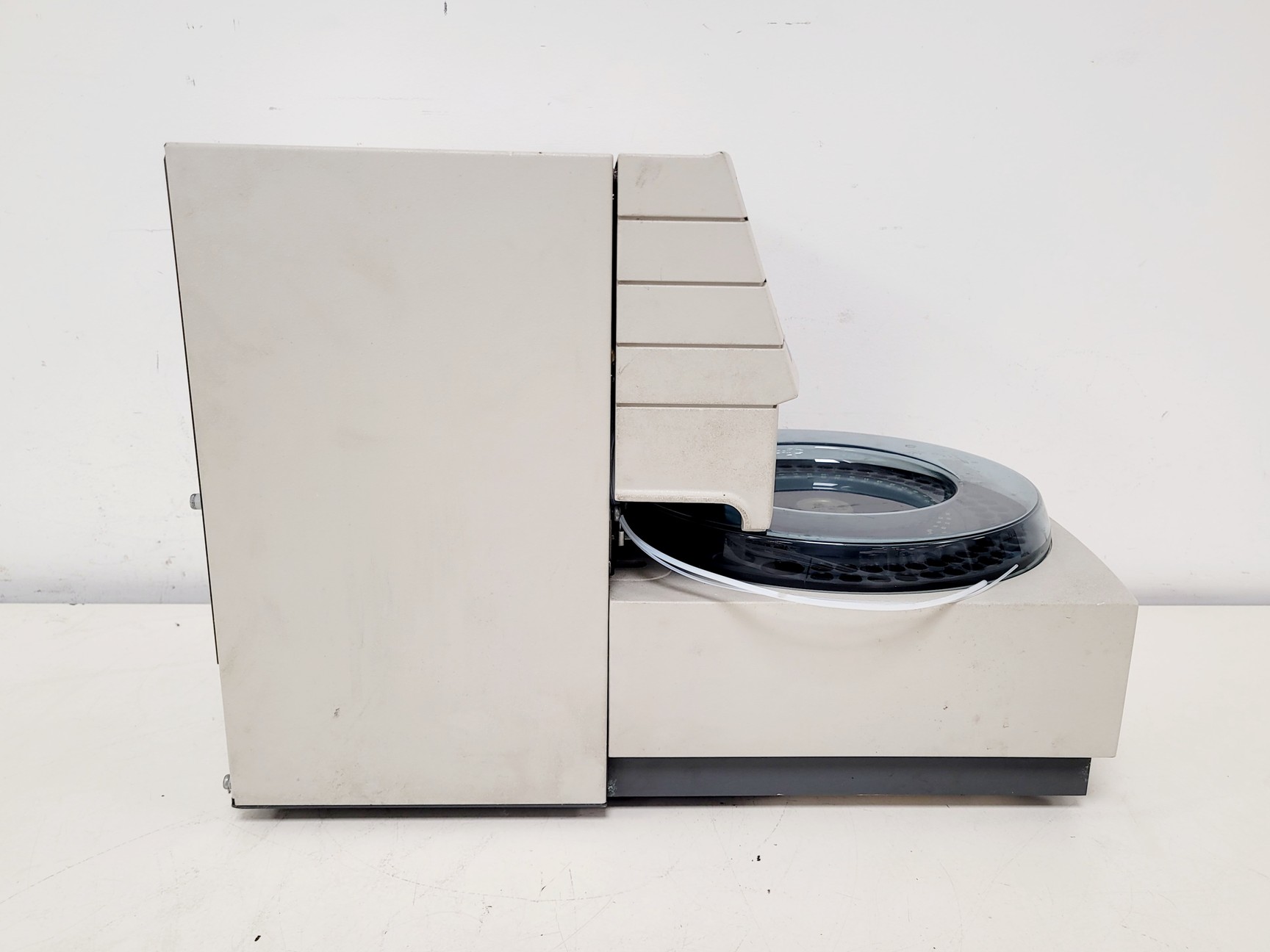 Image of Holland Spark Midas Autosampler Model 830 Lab