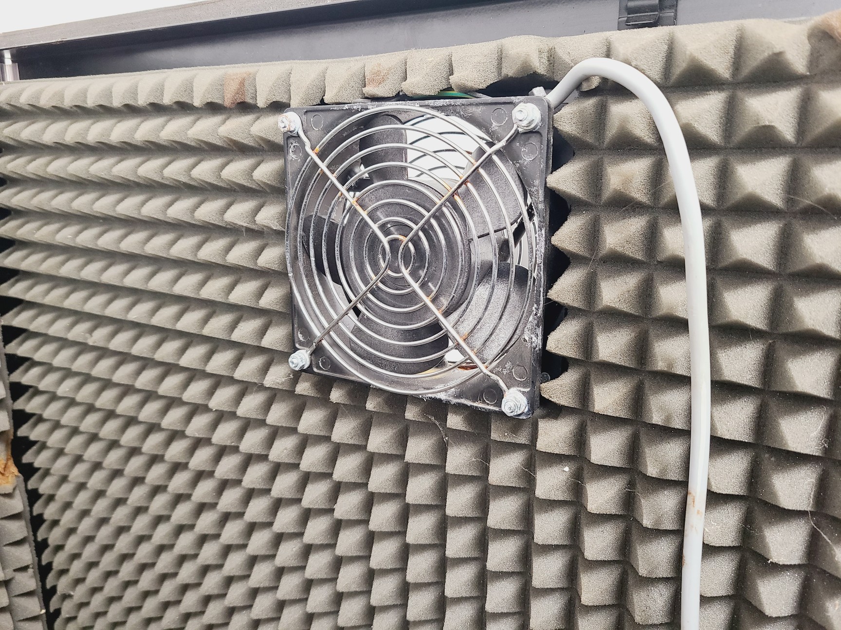 Image of Sound Reduction Enclosure/Housing