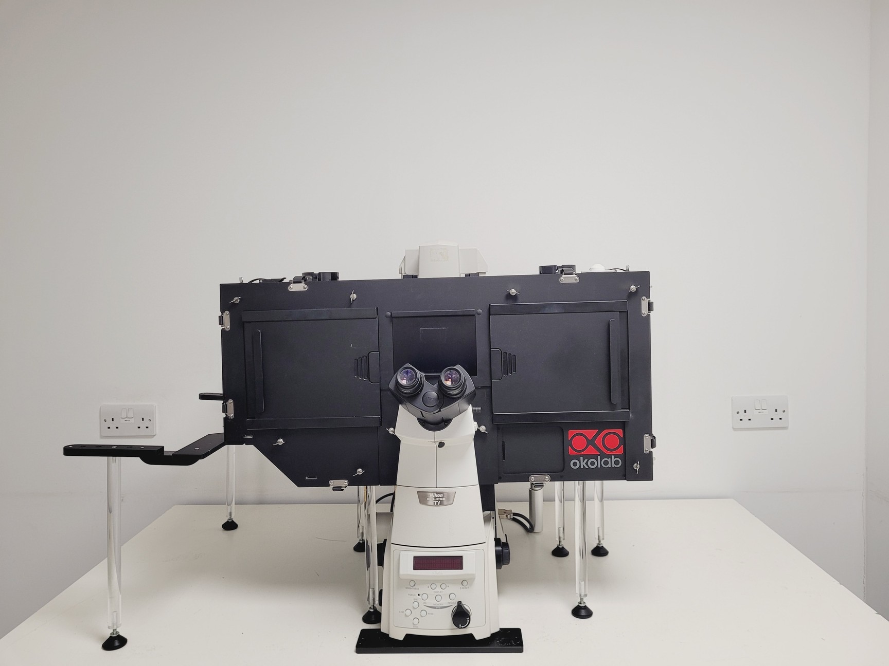 Image of Nikon Eclipse Ti/VT-iSIM Confocal Microscope System w/ PC & Software Lab