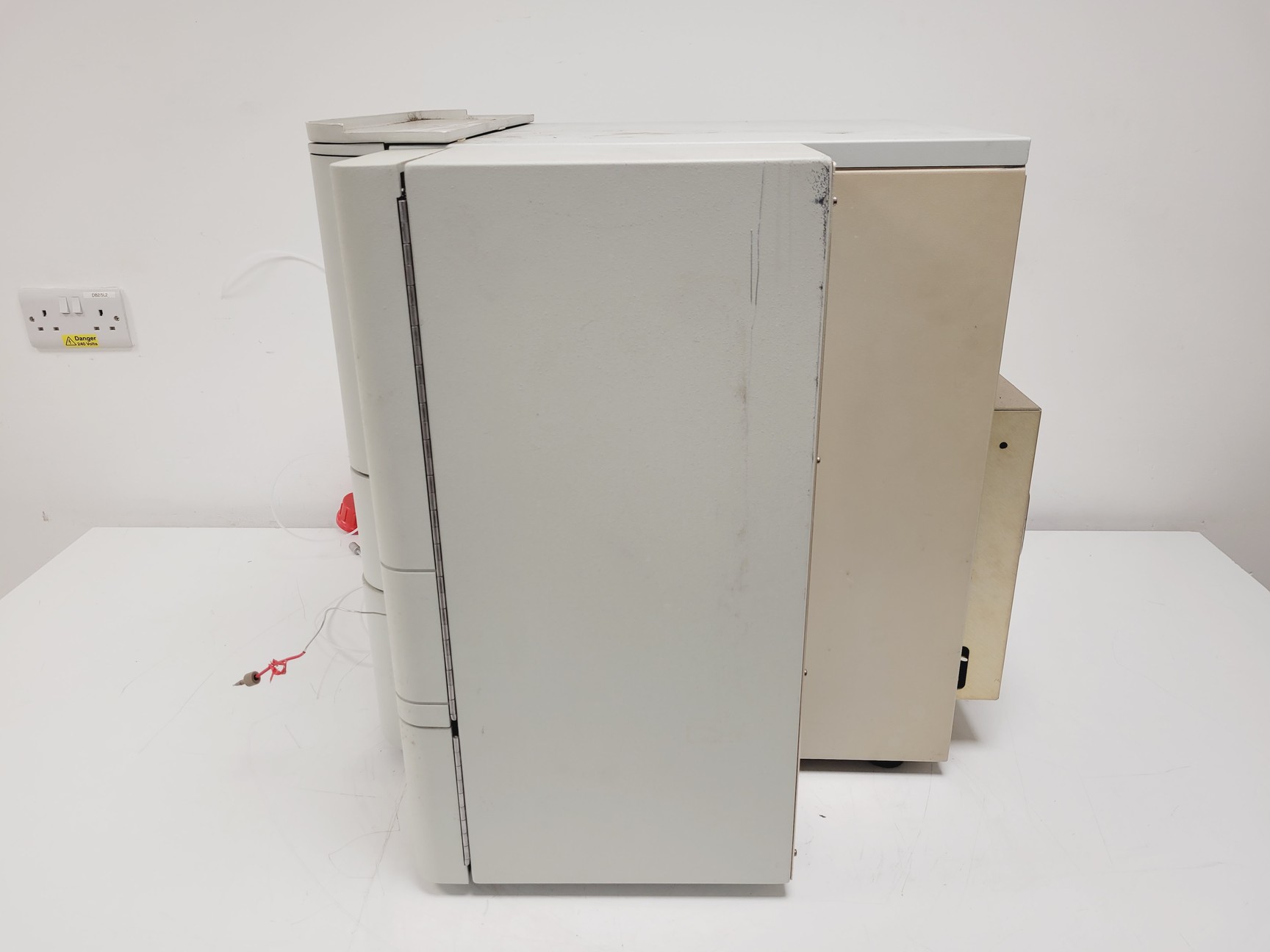 Image of Waters Alliance HT 2795 Separations Module w/ 2 x Selector Valves 