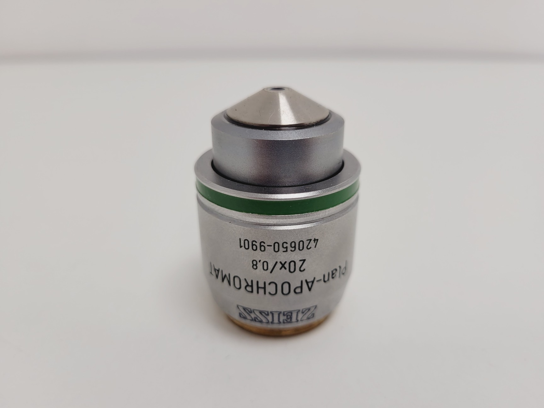 Image of Zeiss Plan-APOCHROMAT 20x/0,8 ∞/0,17 420650-9901 Objective