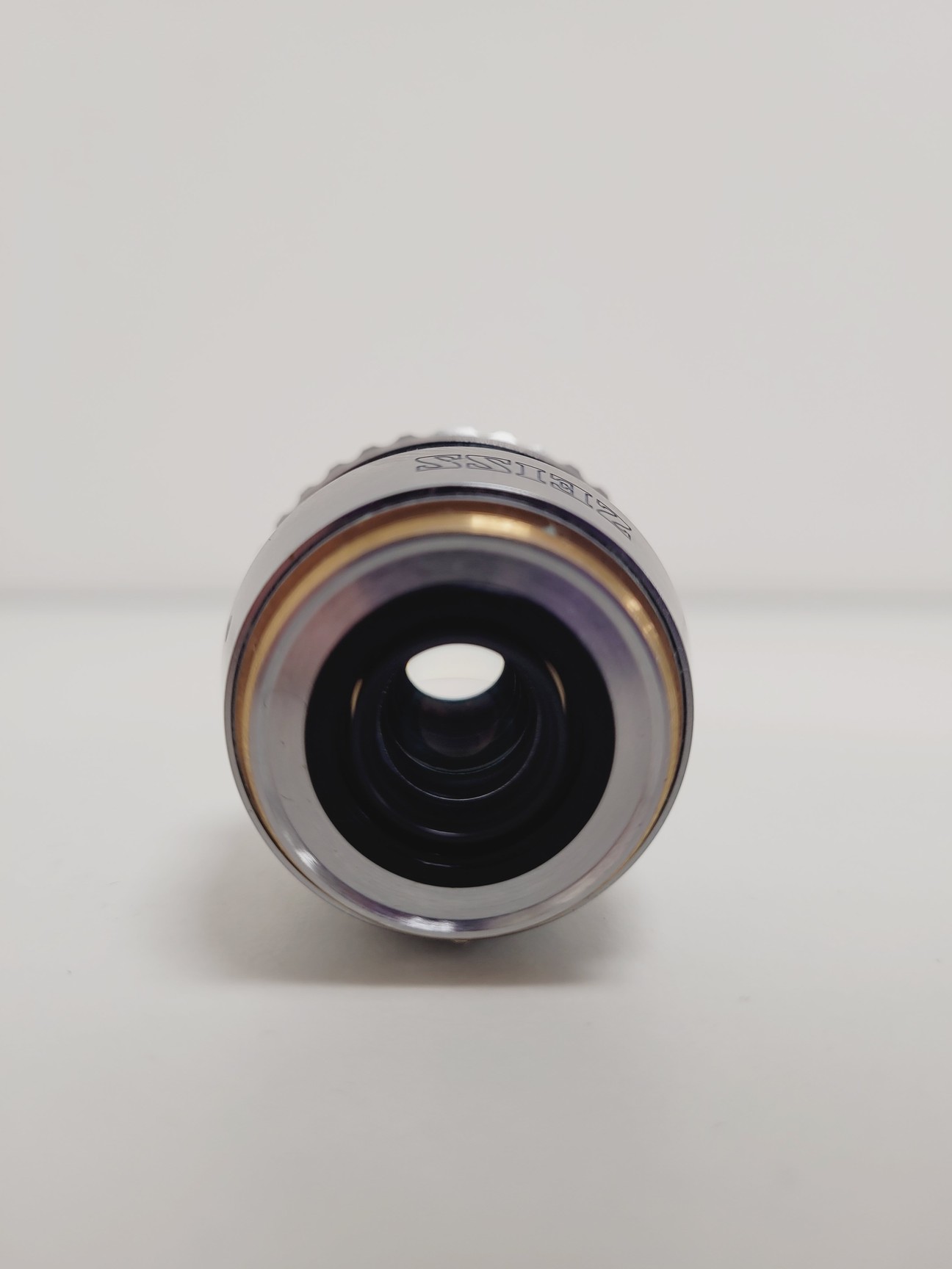 Image of Zeiss LD C-APOCHROMAT 40x/1,1 W Korr UV-VIS-IR ∞/0,14-0,19 421867-9970 Objective