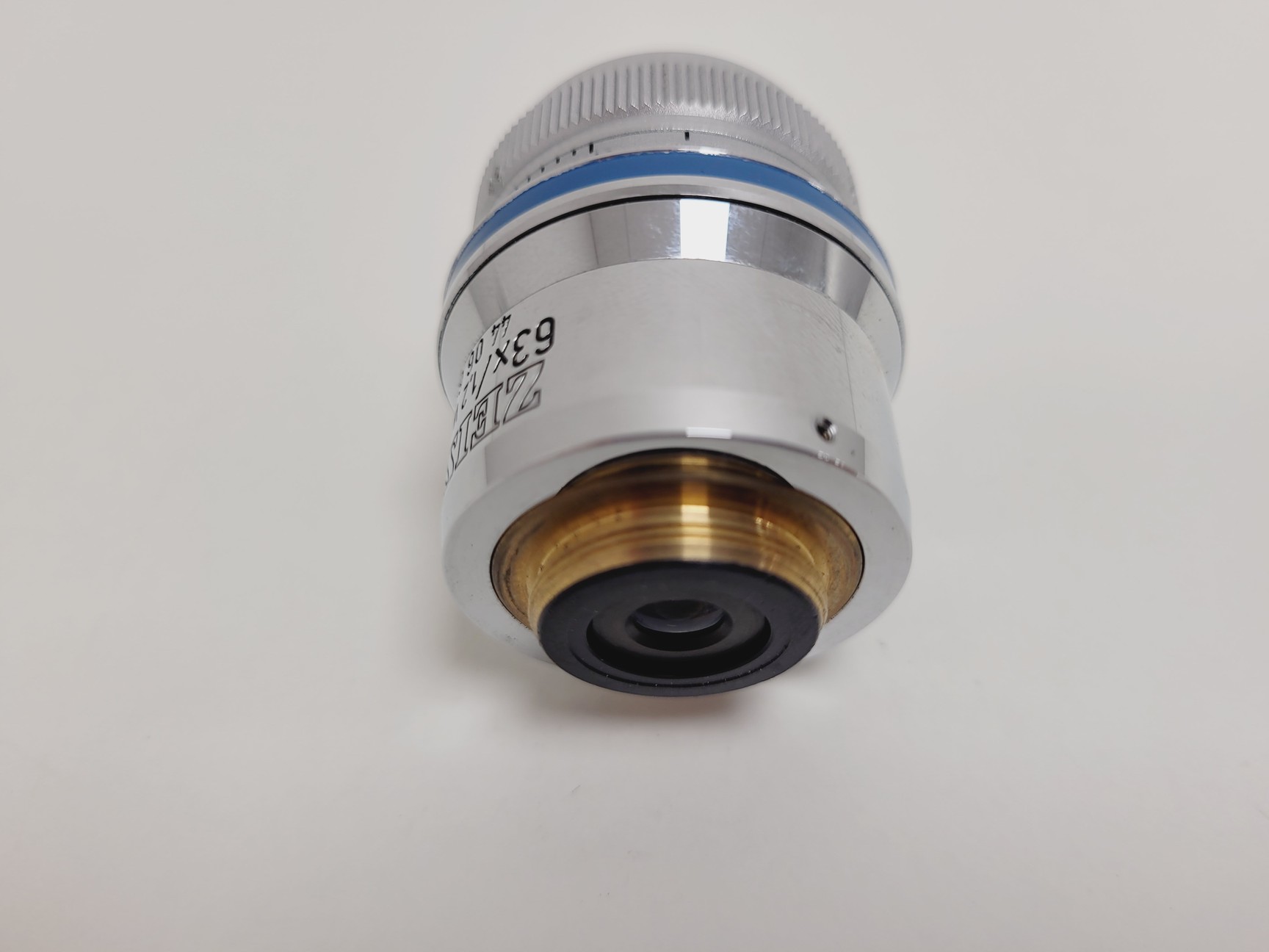 Image of Zeiss C-APOCHROMAT 63x/1,2 Korr ∞/0,15-0,17 440668-9901 Objective