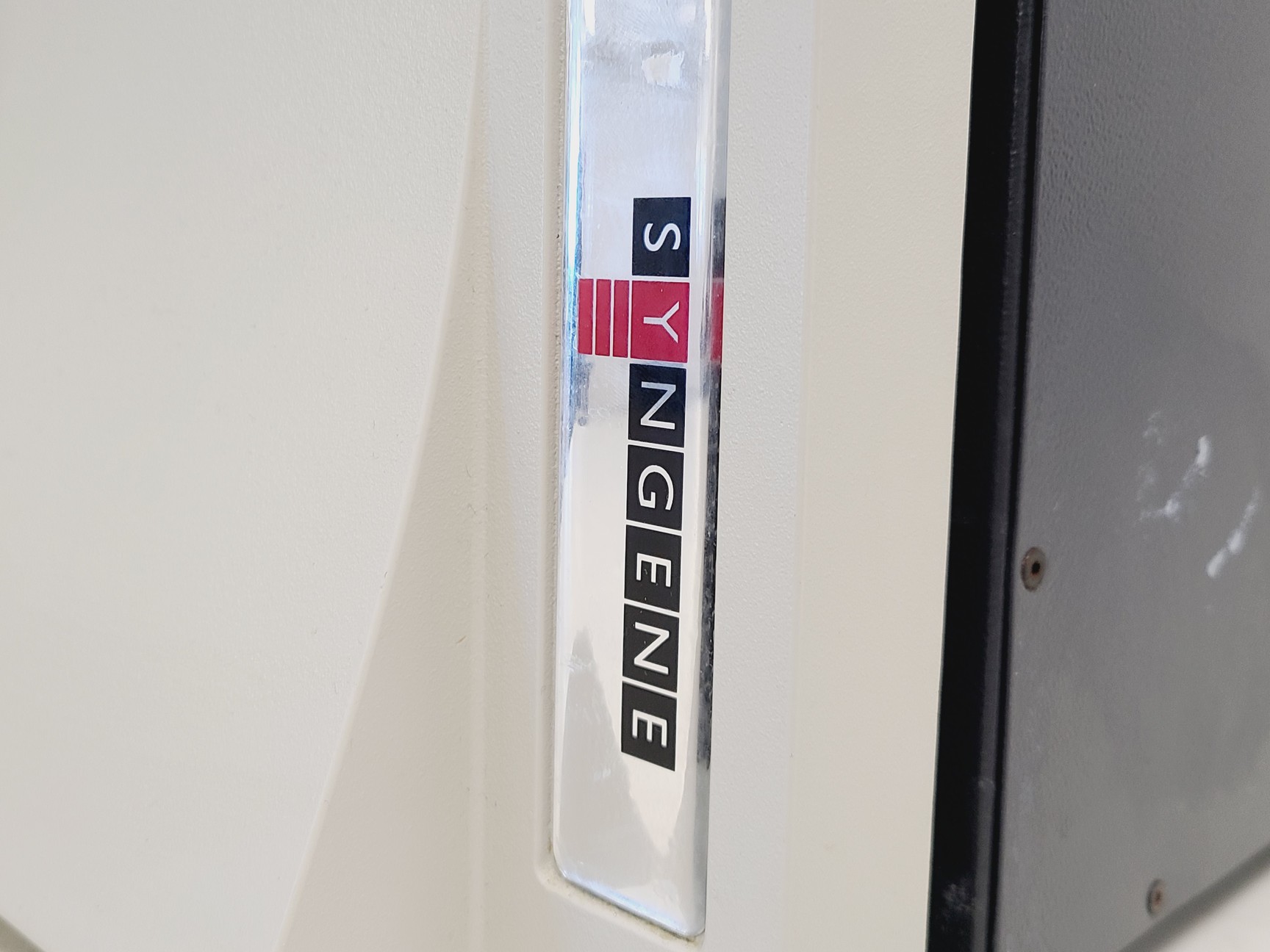 Image of Syngene GBOX Chemi 16 Chemiluminescence & Fluorescence Imaging System Lab