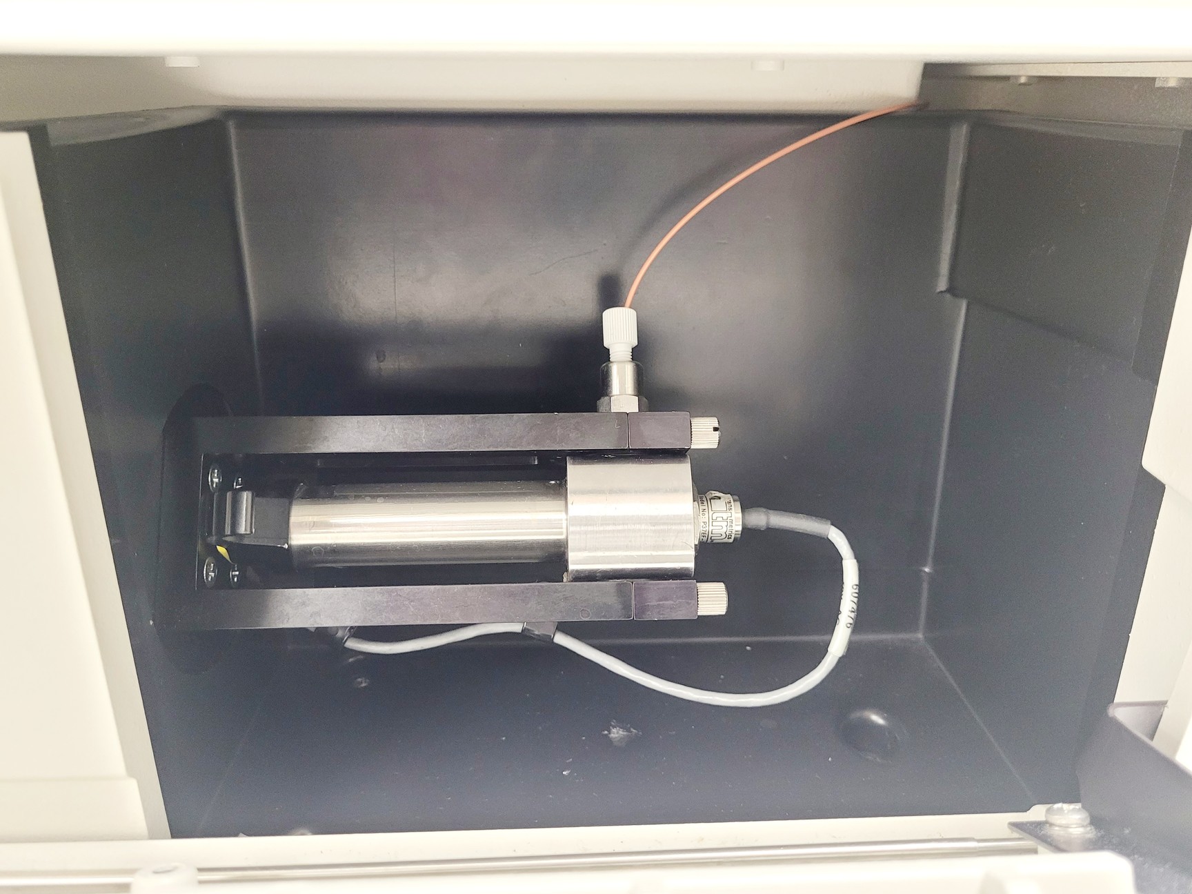 Image of Beckman Coulter CEQ 8000 Genetic Analysis System w/ PC & Software Lab